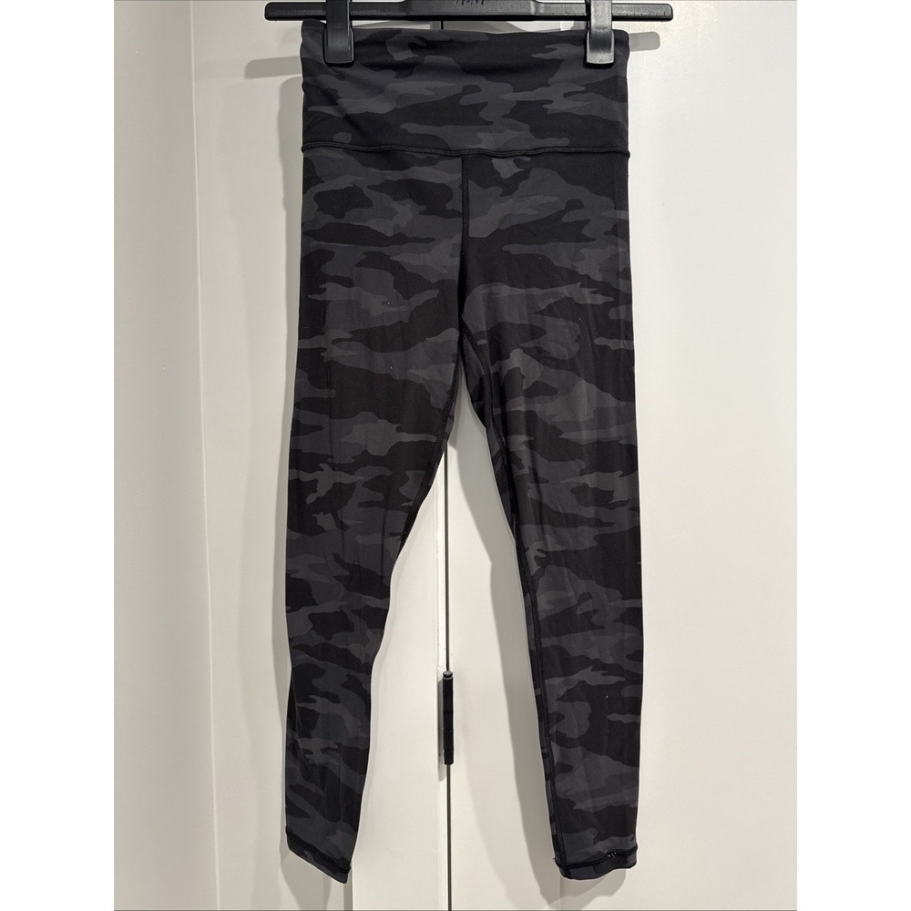 Athleta Leggings Elation Camo 7/8 Tight Black Gray Women's Size XS Athleisure